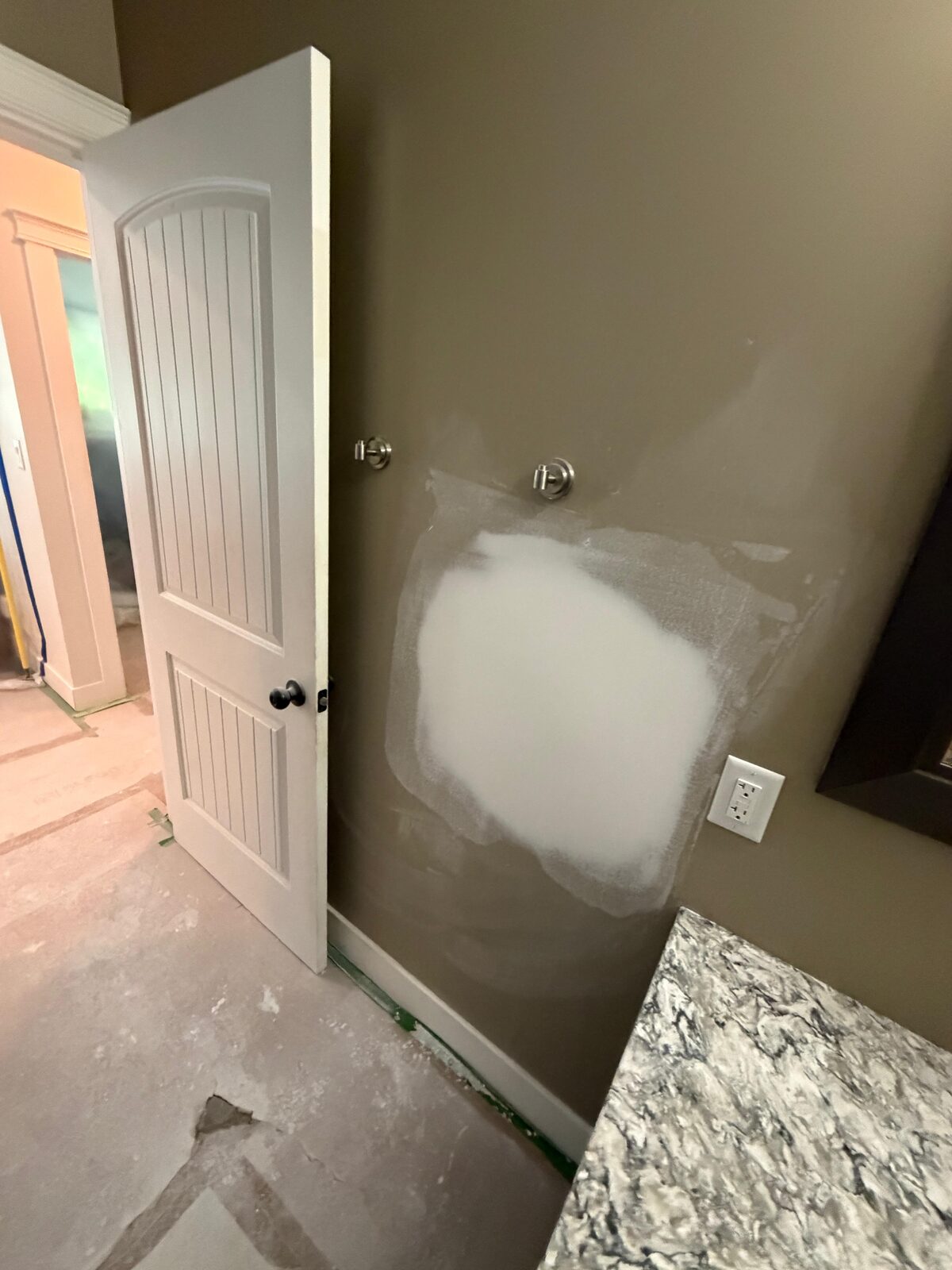 drywall-repair-nanaimo-01